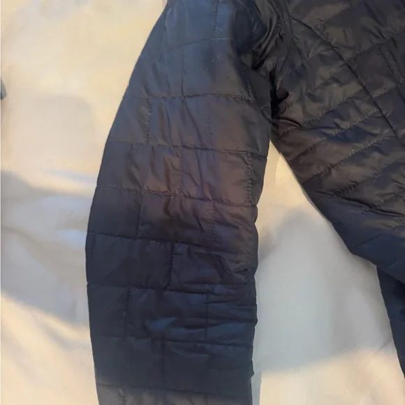 Patagonia Women's Nano Jacket - excellent condition - Medium - Picture 4 of 8